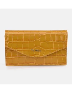 YANKO bolso de mano plano con bandolera y solapa para mujer en piel grabada